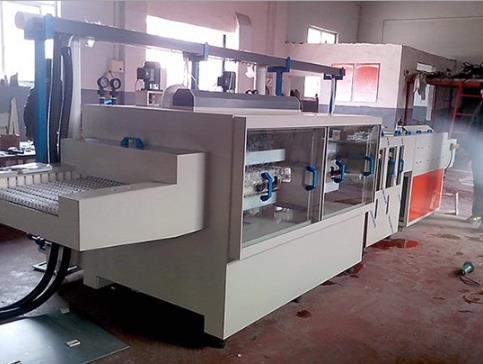 双面蚀刻机“焊接,无焊点”